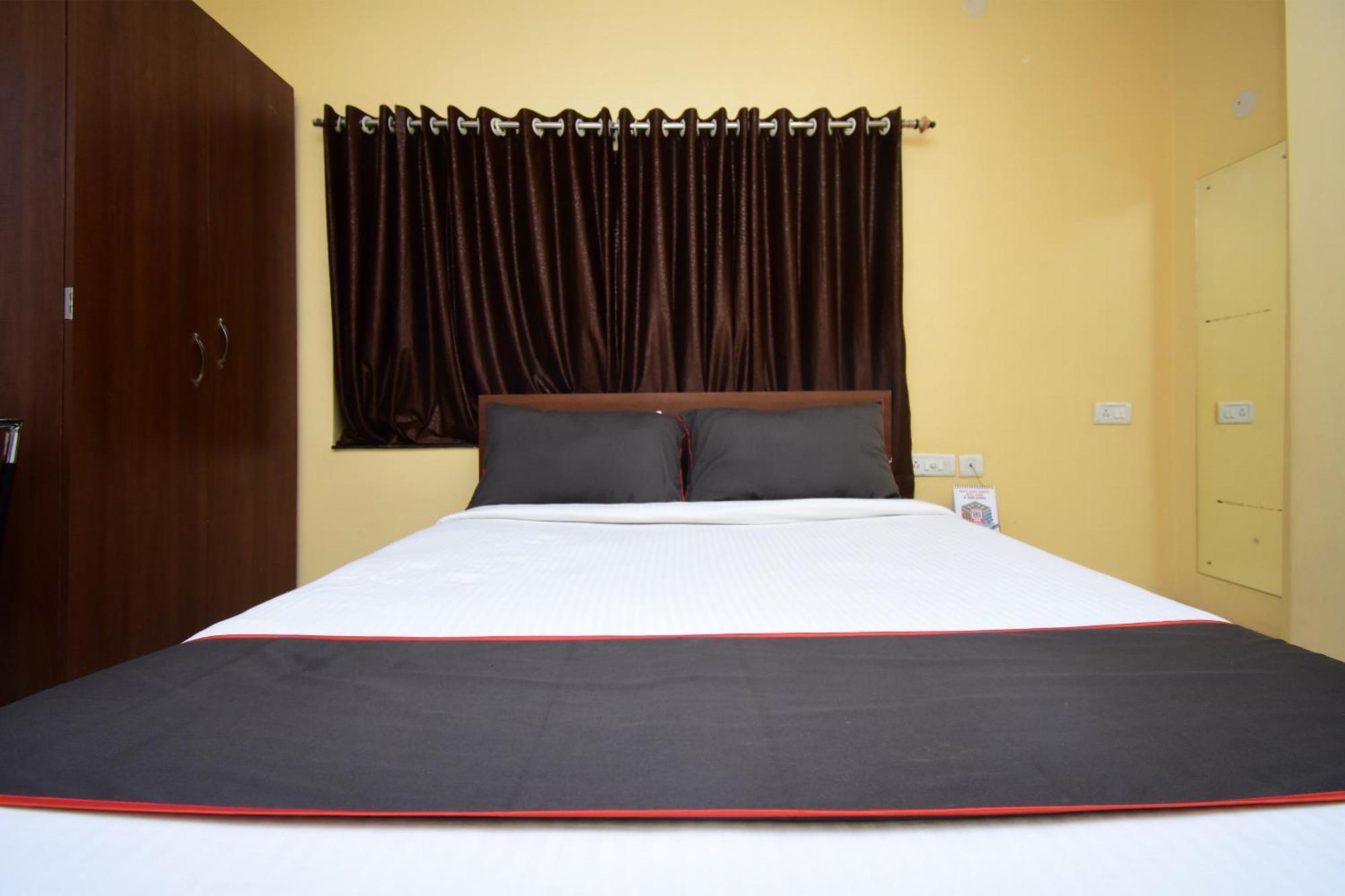 Super Collection O Gokul Residency Near Emami City Dumdum Opposite Raja Palace Hotel Dam Dam Exterior foto